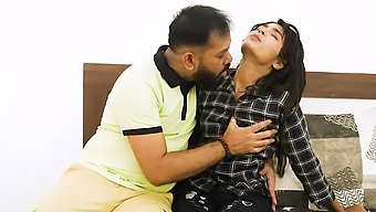 Girl, as usual, did gymnastics early in the morning. Today's training was observed by someone close, who immediately took out his phone to film. The girl noticed it and demanded explanation. She knelt, agreeing to keep quiet for a lucrative sum.